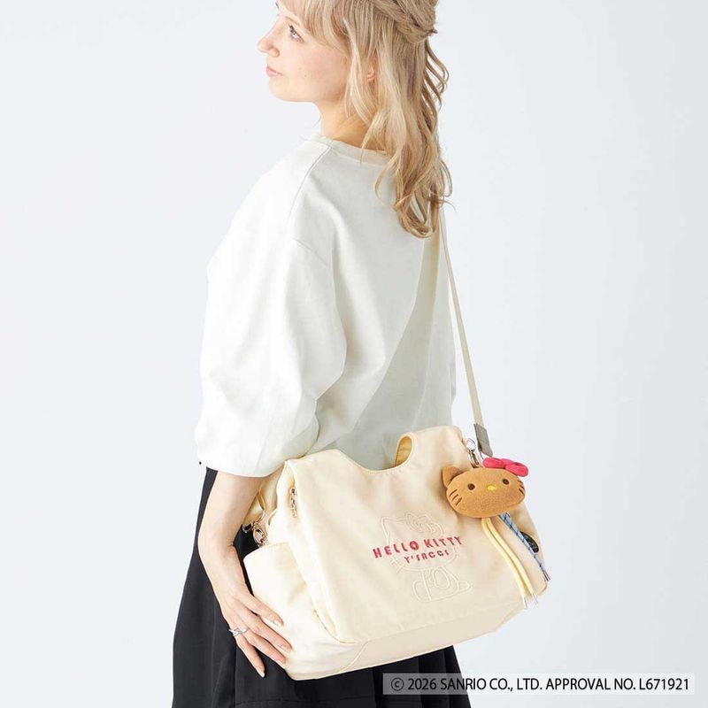 【Y'SACCS×HELLO KITTY】ハローキティフェイスポーチ付きトートM