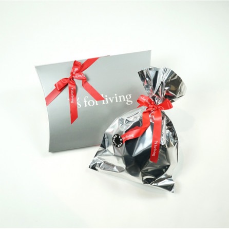 CHRISTMAS GIFT WRAPPING