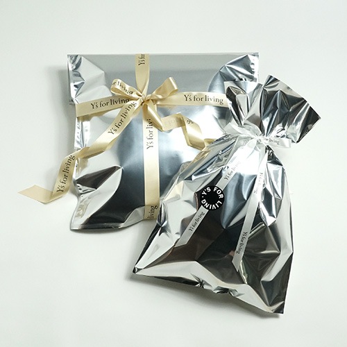 GIFT WRAPPING