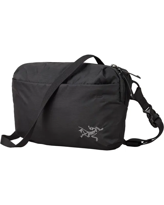 アークテリクス　クロスボディ バッグ　黒 ヒリアド クロスボディ アークテリクス ARC'TERYX | ブランド一覧