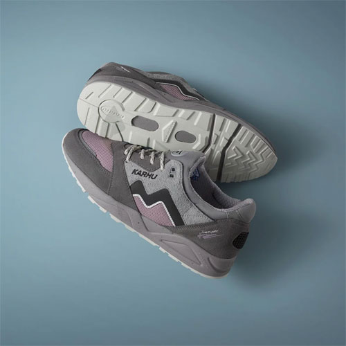 カルフ803107アリア95.シルバー/マルベリーUS6 新品.定価¥19800 カルフ803107アリア95.シルバー/マルベリーUS6 新品.定価¥19800 - メルカリ