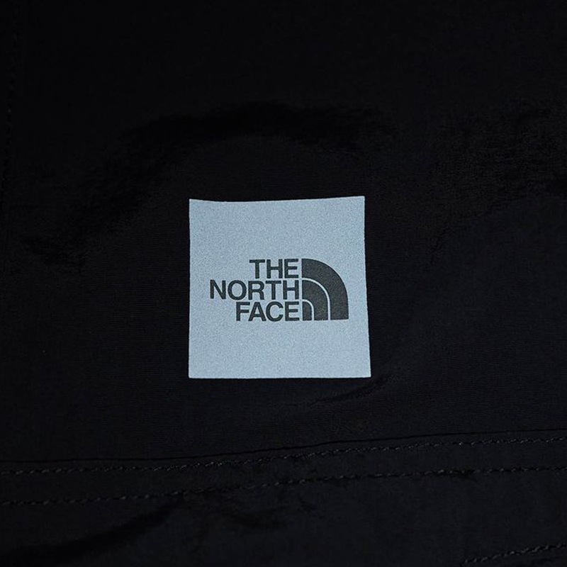 ザ・ノース・フェイス THE NORTH FACE  エンライドトラックジャケット（ユニセックス）NP22560