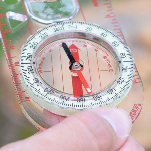 ハイマウント HIGHMOUNT ルミノーバ 3Rマップコンパス 10018