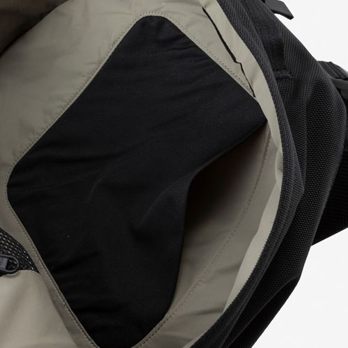 ザ・ノース・フェイス THE NORTH FACE メトロスケープデイパック NM82410