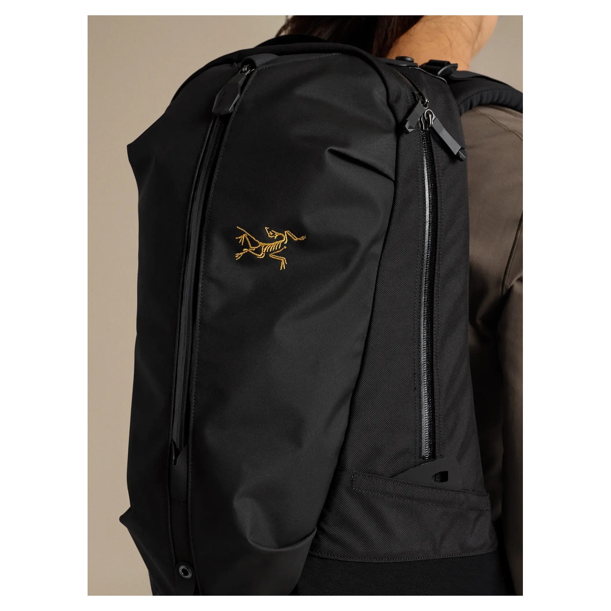 ARC'TERYX Arro 22 Backpack X00001070601 | すべての商品