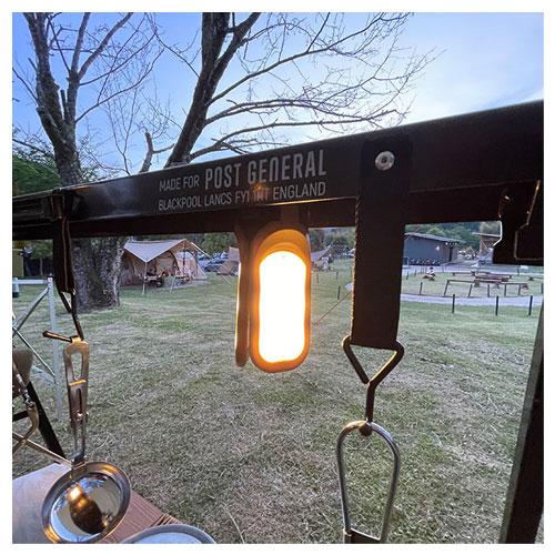 ポストジェネラル POST GENERAL トリ-パネル ソーラーチャージドLED LIGHT（OLIVE KHAKI ）　98217-0003