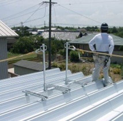 折板屋根用親綱支柱