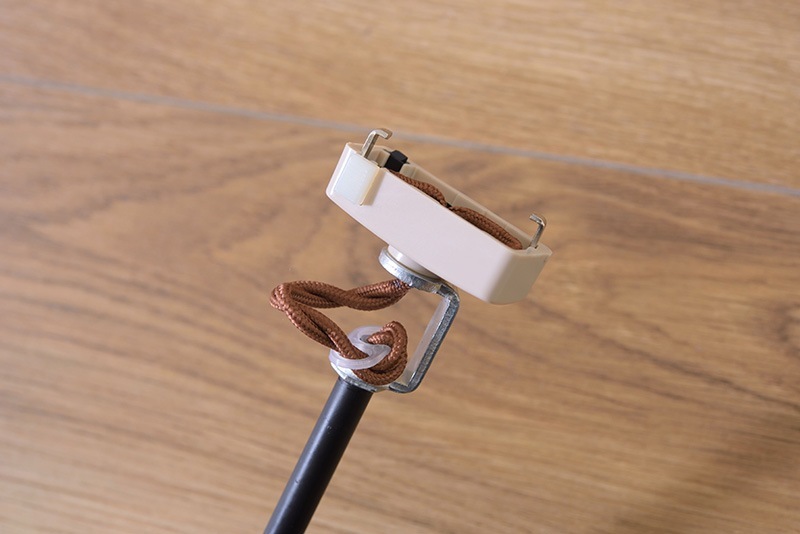 ڥȥ饤 E26 LEDŵб LHT-742 3 ߲ Ĺ1m ե졼 60WǮŵդ ë AZUMAYA Բ