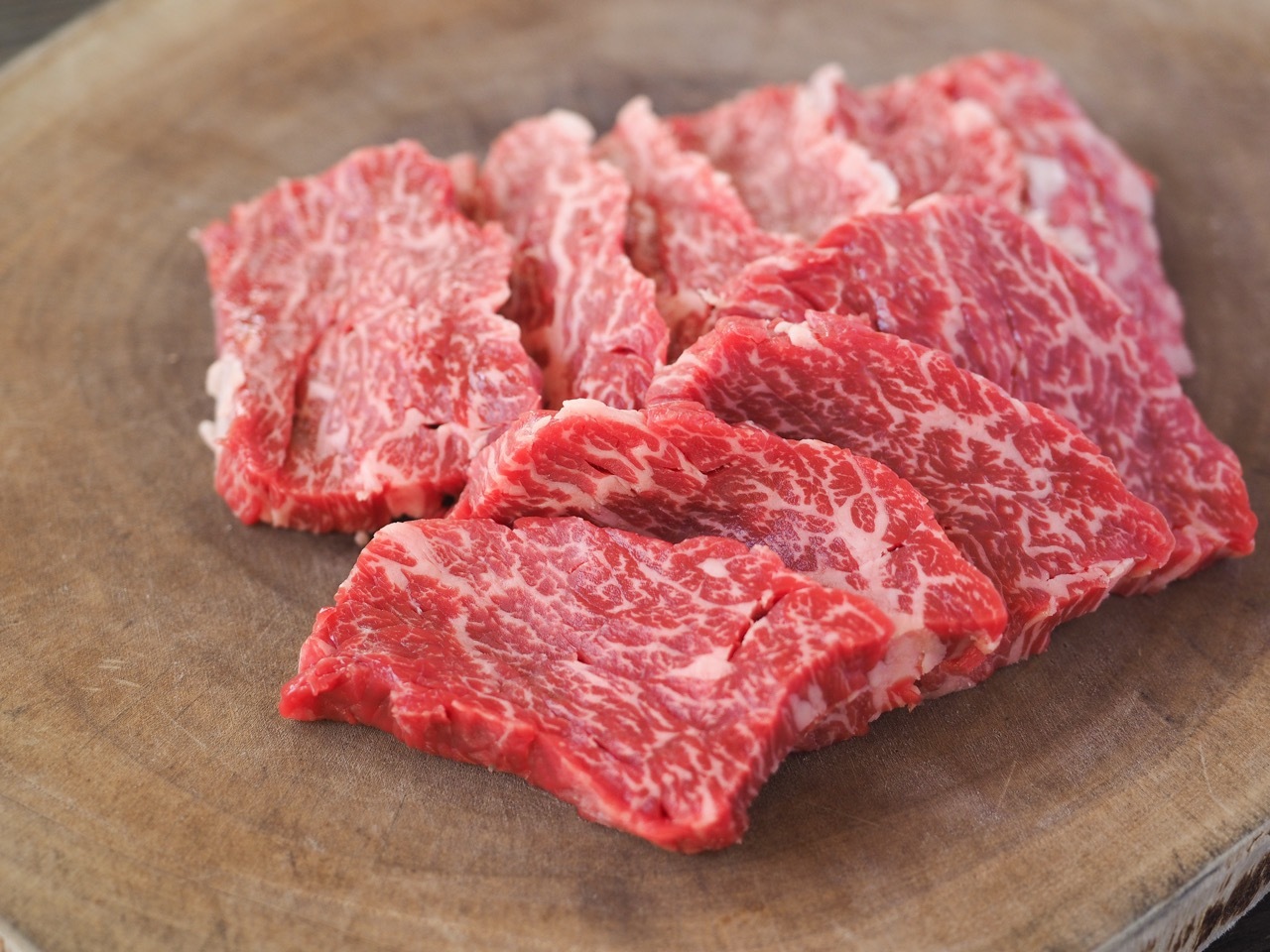 はながジャージー牛 カイノミ 焼肉用 (約200g）