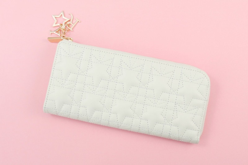 ◇2024星モチーフ金運長財布