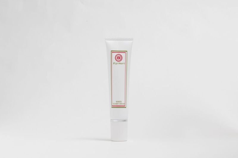 ホワイトガードクリーム【保湿・美白クリーム、化粧下地】