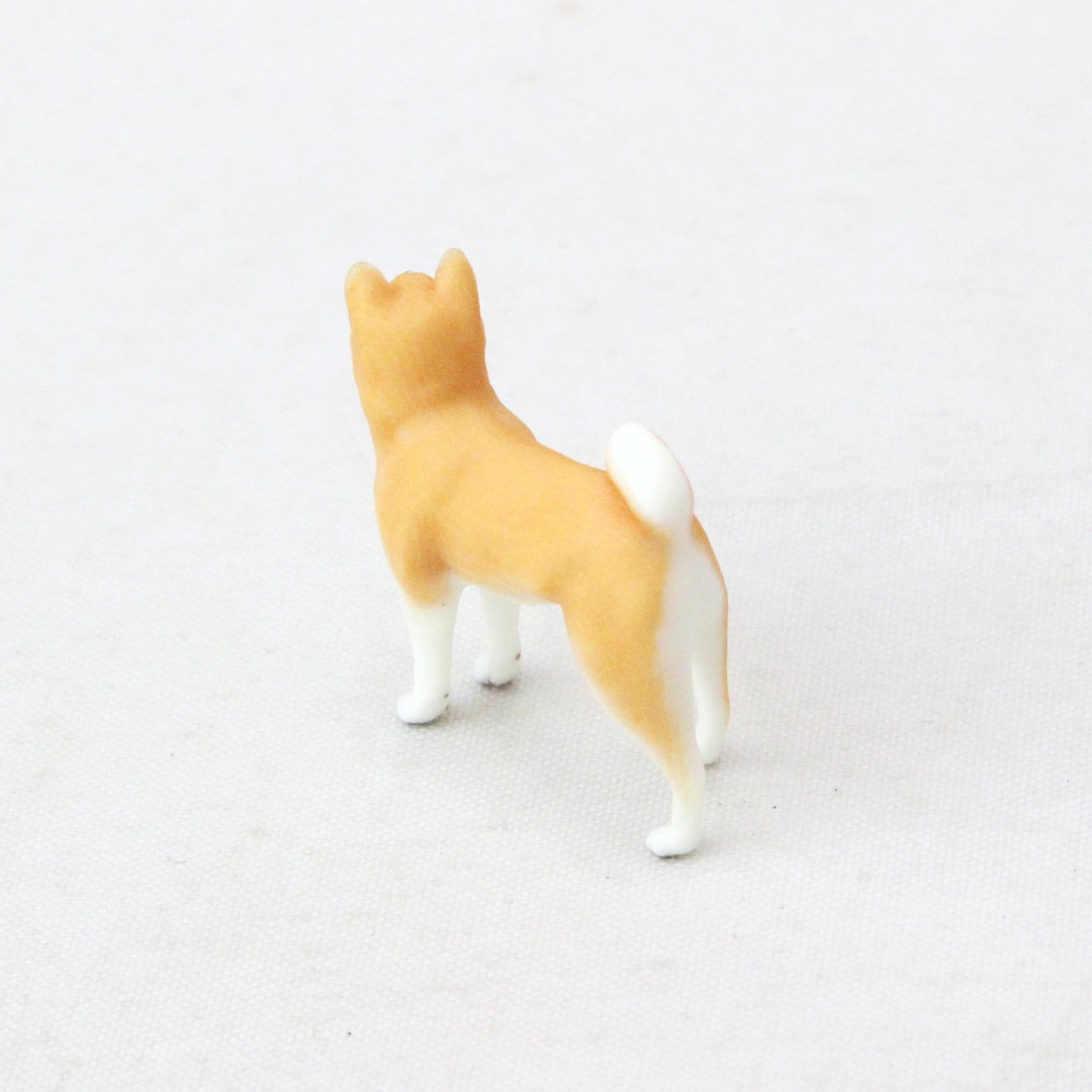 秋田犬のミニチュア3Dフィギュア | 動物フィギュア Partner's