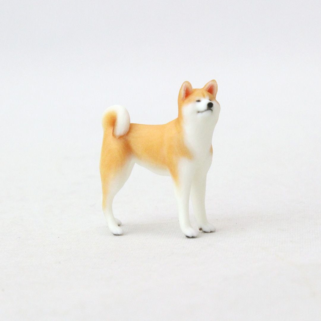 秋田犬のミニチュア3Dフィギュア | 動物フィギュア Partner's