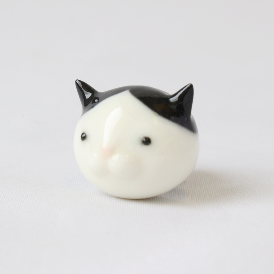 ぷちにゃん ピンバッジ | ペットモチーフのオリジナル雑貨 Felice