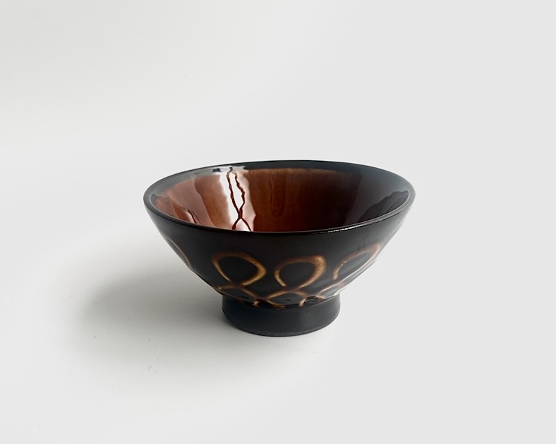 スリップウェア 黒土リボン飯碗【オンラインストア限定】