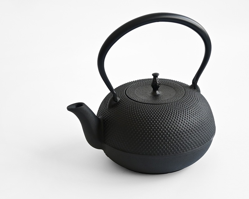 鉄瓶 観月アラレ 1.85L【送料無料】 | 和食器 | YUI LIVINGS | 神戸