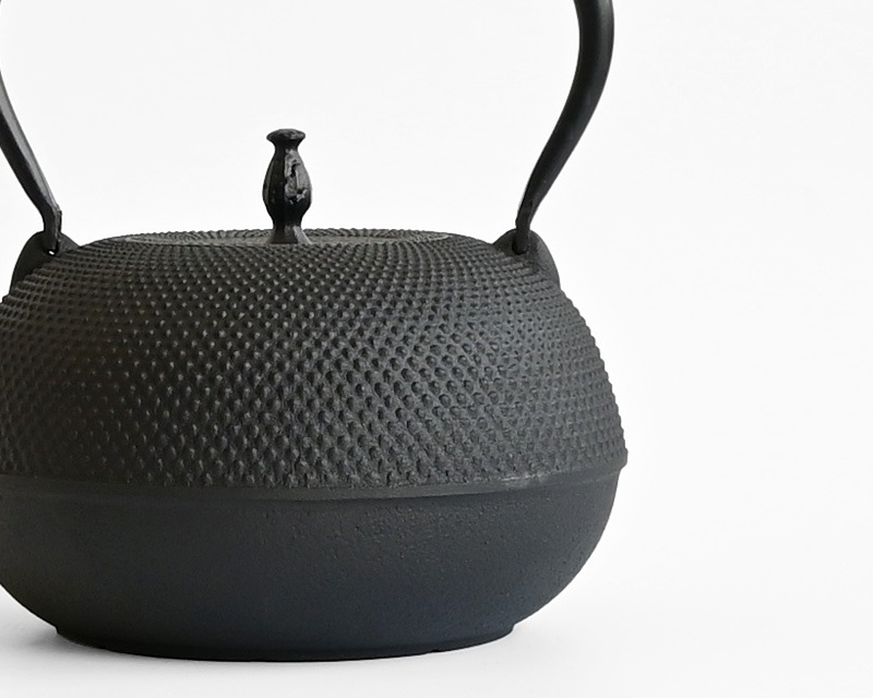 鉄瓶 観月アラレ 1.85L【送料無料】 | 和食器 | YUI LIVINGS | 神戸