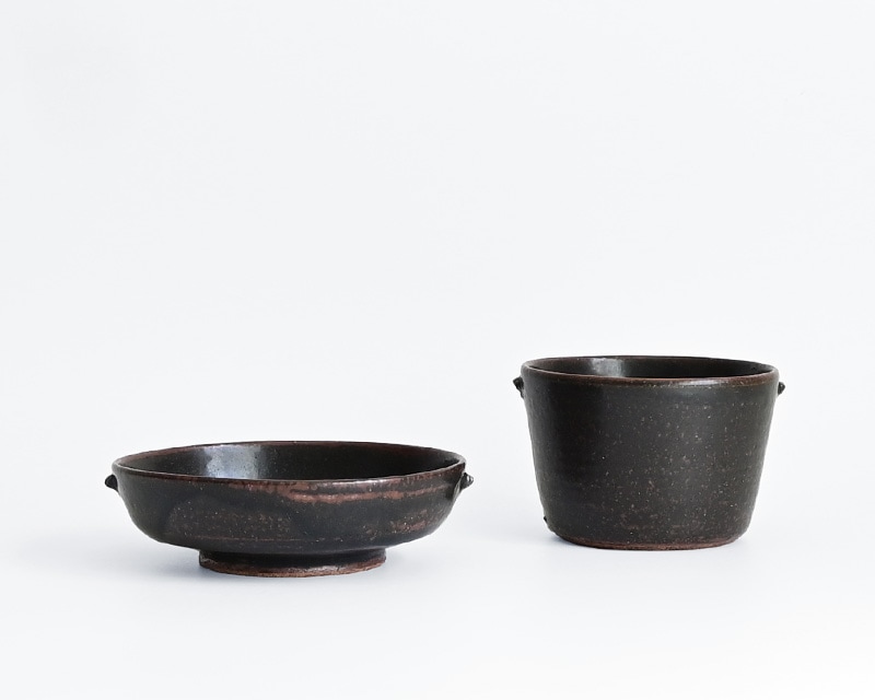 光藤佐 黒釉耳付平鉢 | ブランド,光藤佐 | YUI LIVINGS | 神戸三宮の