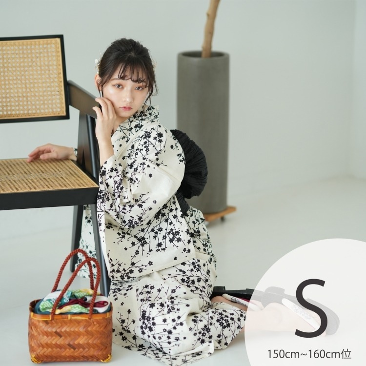 utatane 浴衣3点セット（S） 高級変わり織り 古典柄 レトロ アンティーク系 かすみ草 きなり系|浴衣（ゆかた）|レディース