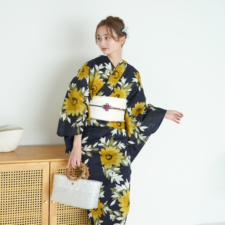 utatane 浴衣3点セット（TL） 高級変わり織り 古典柄 レトロ アンティーク系 向日葵 紺系|浴衣（ゆかた）|レディース