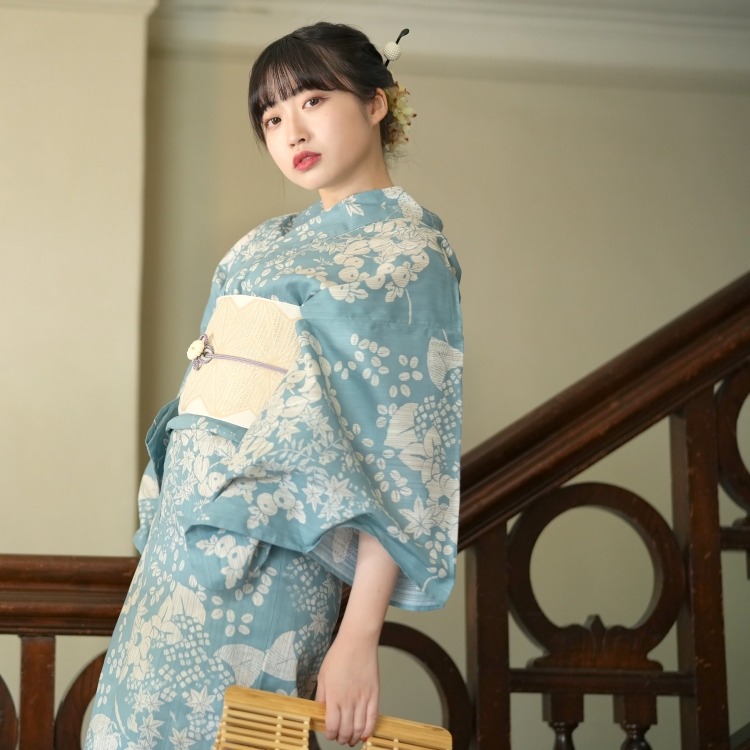 utatane 浴衣3点セット（F） 高級変わり織り 古典柄 レトロ アンティーク系 花 青系|浴衣（ゆかた）|レディース