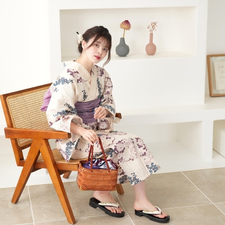 utatane 浴衣3点セット（F） 高級変わり織り 古典柄 レトロ アンティーク系 花 ベージュ系|浴衣（ゆかた）|レディース