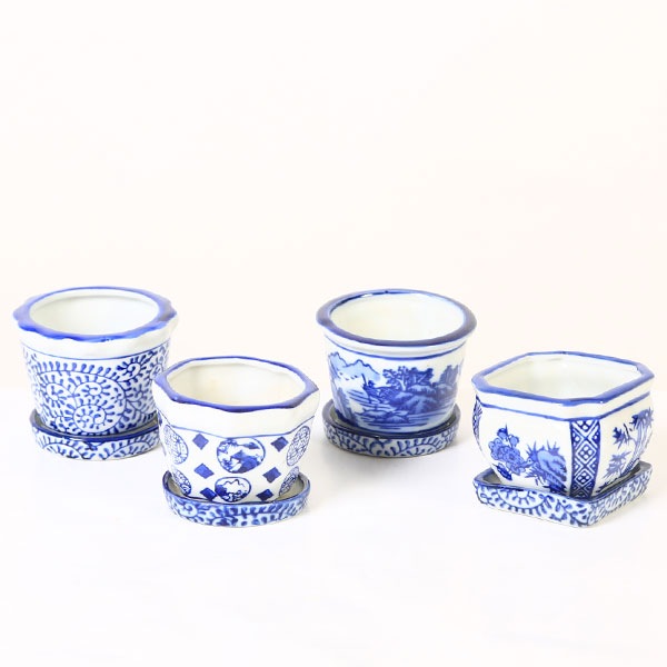 染付け海老と水藻文の小鉢 直径約10.5cm 高さ約5cm 高台