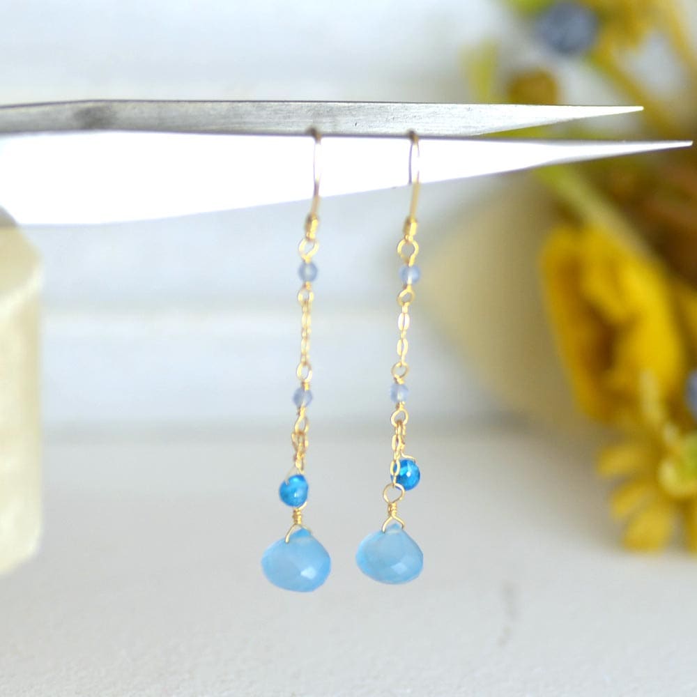 K18 ブルーカルセドニー アパタイト フリンジ ピアス