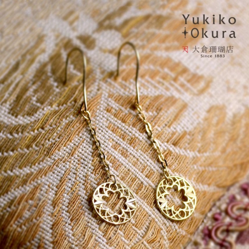 K18 ラウンド 透かし ピアス