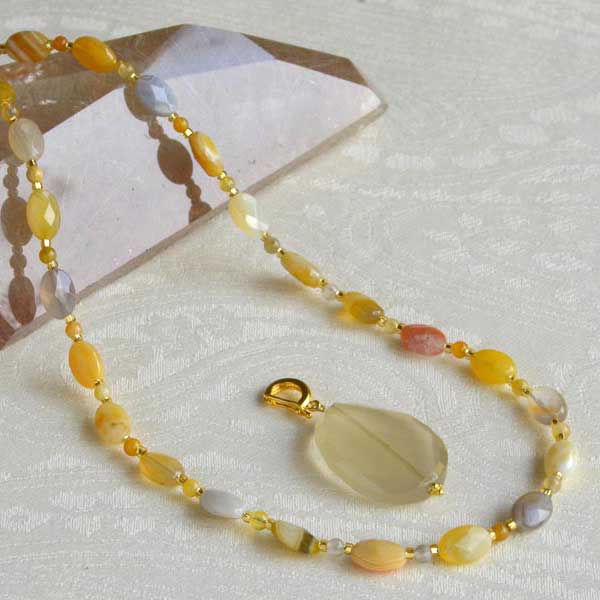 レモンクォーツ イエローボツワナアゲイト オーバルカット ショートネックレス