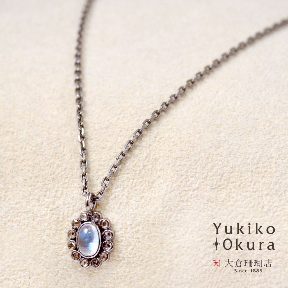 SV925 ブラウンダイヤ取り巻き ムーンストーントップ ネックレス