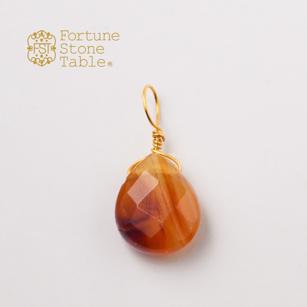 カラーで選ぶチャーム　カーネリアン【Fortune Stone Table】