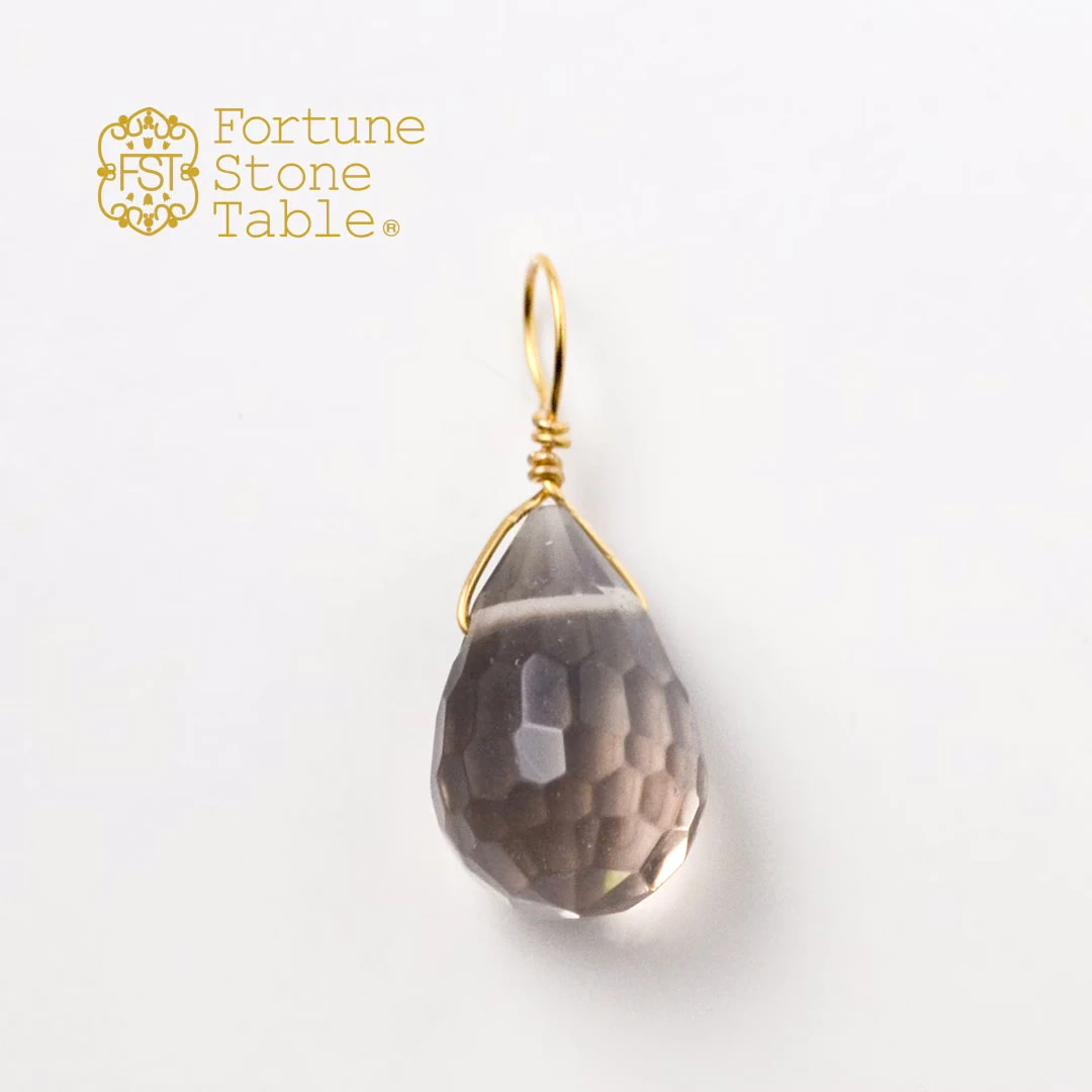 カラーで選ぶチャーム　スモーキークォーツ･ドロップ【Fortune Stone Table】