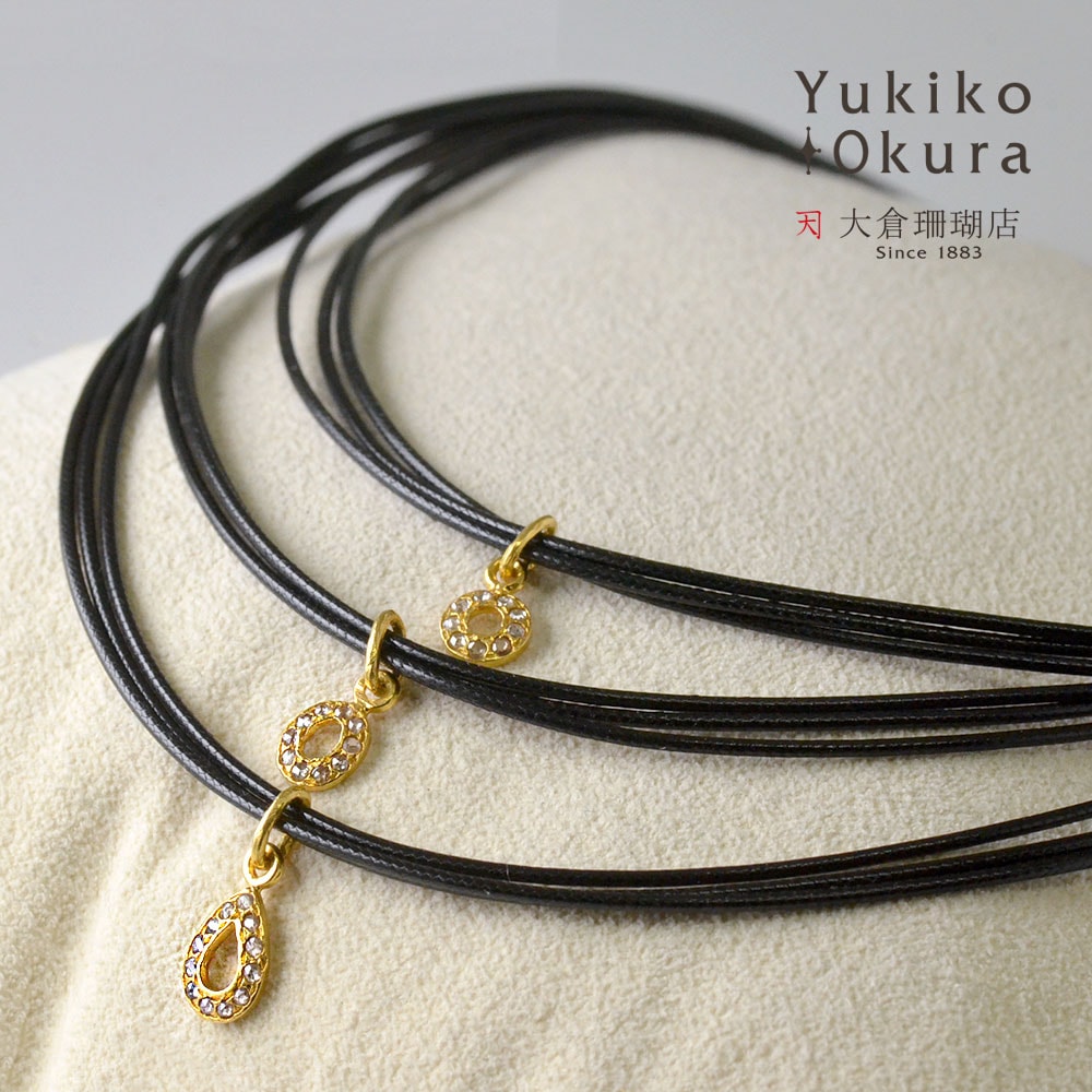 一点もの！K18 ダイヤトップ3ケ付き 革ひも3連ネックレス