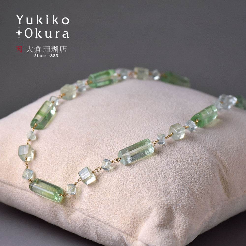 フローライト ライトグリーン シリンダー スクエアー ネックレス