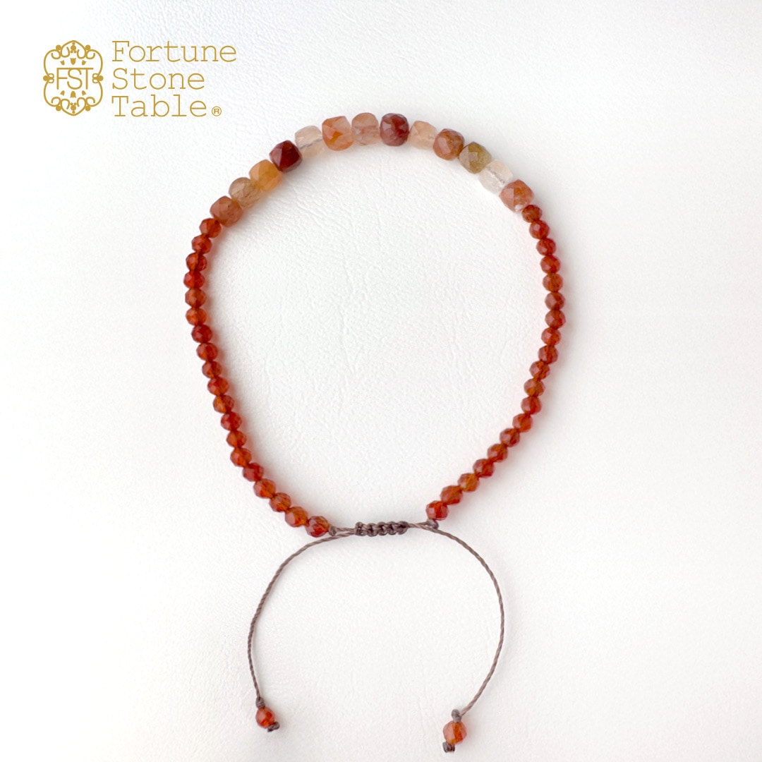 カラーで選ぶコードブレスレット（赤）レッドルチルクォーツ×レッドアゲイト【Fortune Stone Table】