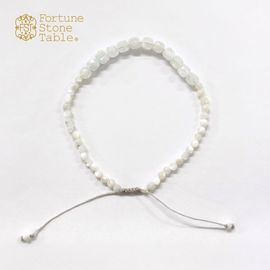 カラーで選ぶコードブレスレット（白）レインボームーンストーン×白蝶貝【Fortune Stone Table】