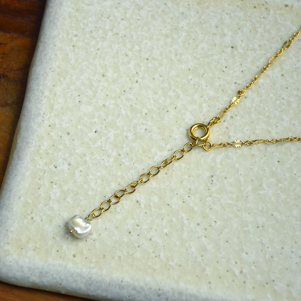 クォーツ ケシ淡水パール Y字ネックレス