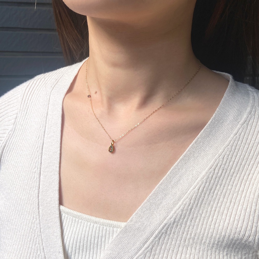 K18 グリーンサファイア ドロップ ペンダントトップ