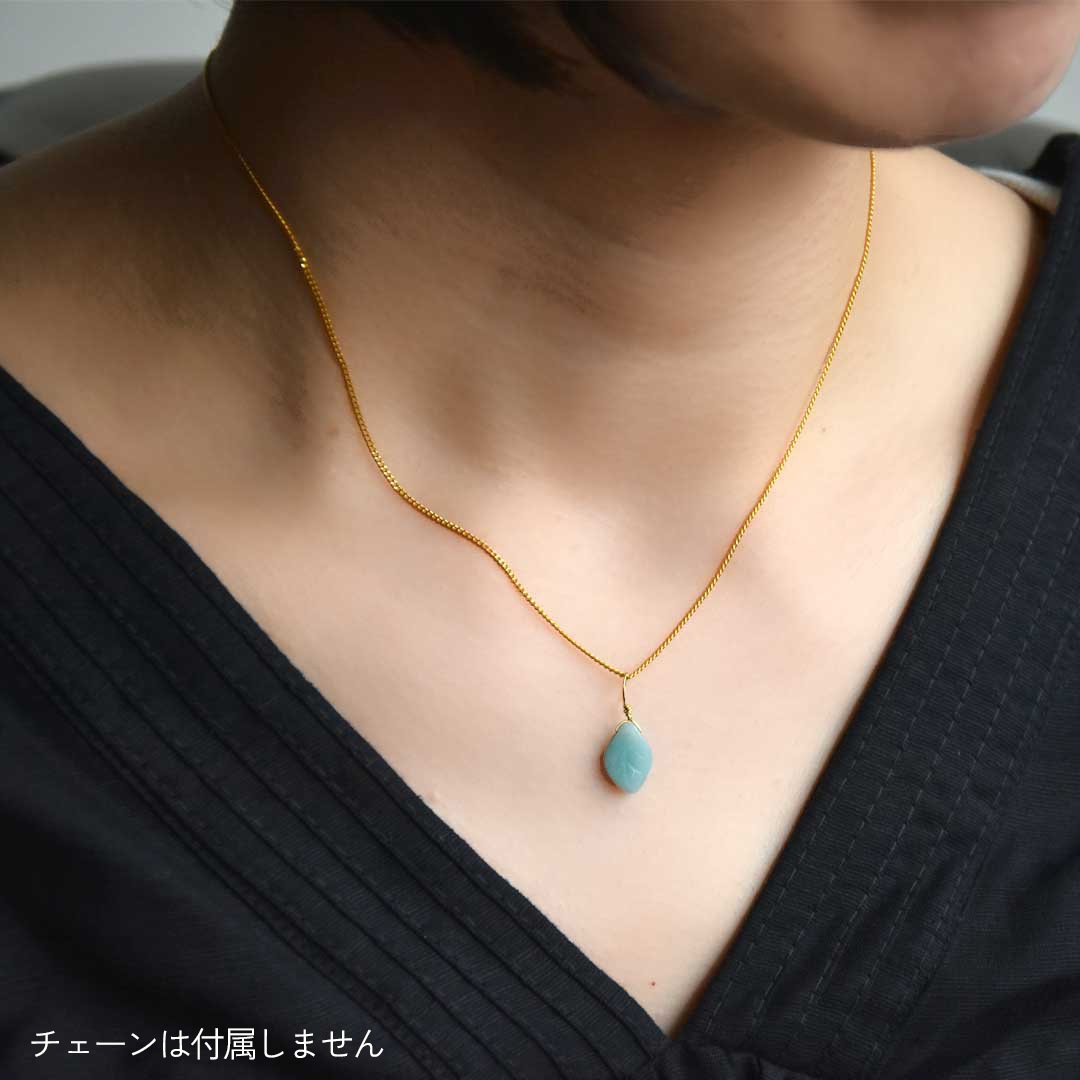 カラーで選ぶチャーム　アマゾナイト･リーフ【Fortune Stone Table】