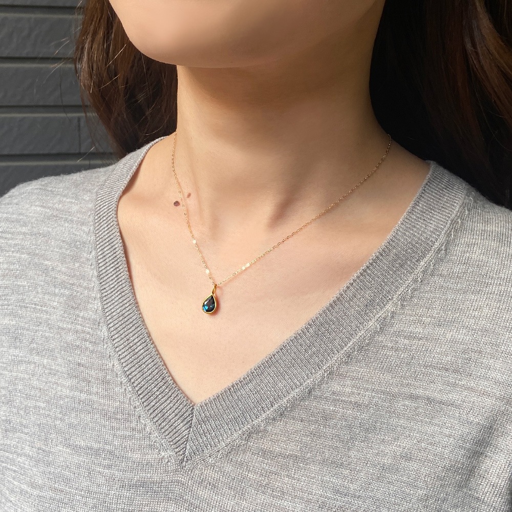 【期間限定ポイント10倍】K18 ロンドンブルートパーズ ドロップ ペンダントトップ