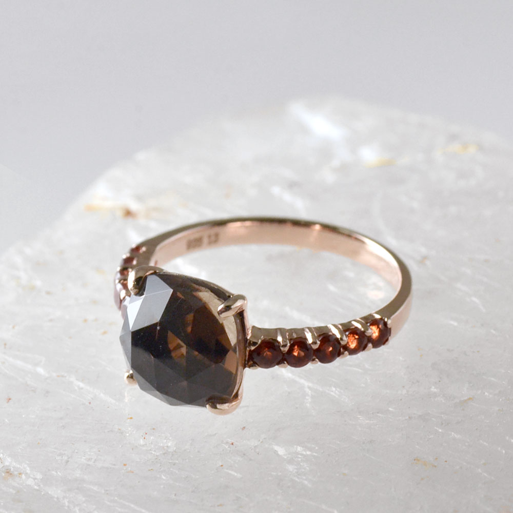 SV925(ピンクゴールドカラー) スモーキークォーツ ガーネット リング