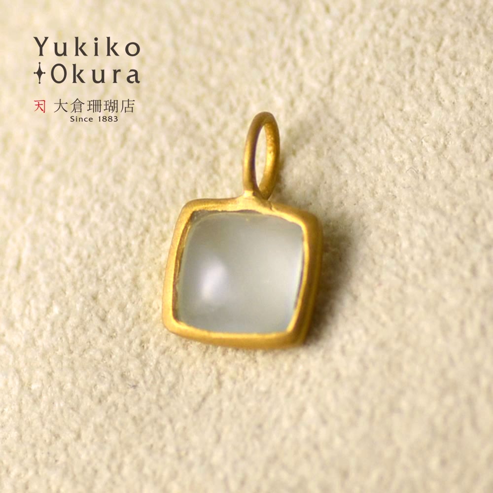 K18 ミルキーアクアマリン スクエアー ペンダントトップ