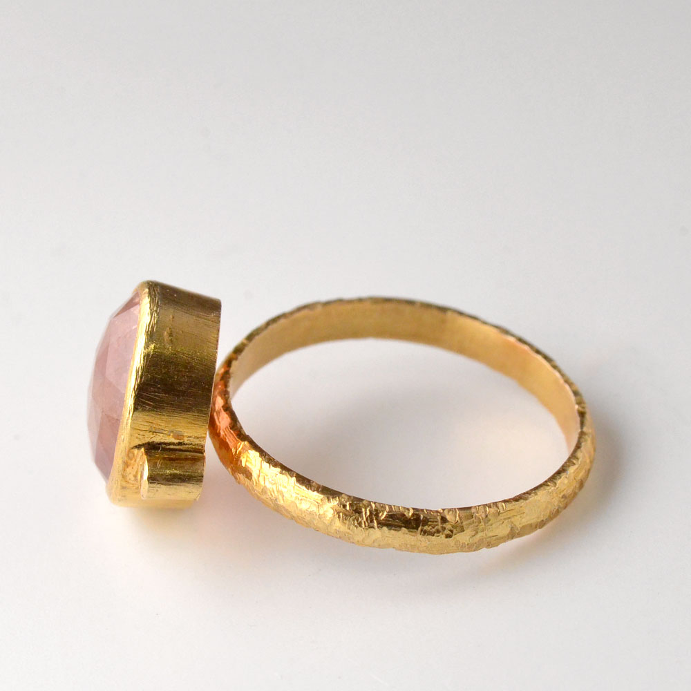 SV925 ピンクベージュカラーサファイア ダイヤ(0.045ct)リング