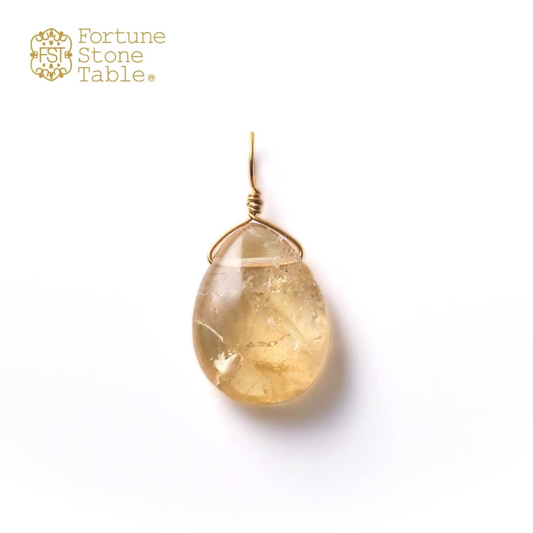 カラーで選ぶチャーム　シトリン【Fortune Stone Table】