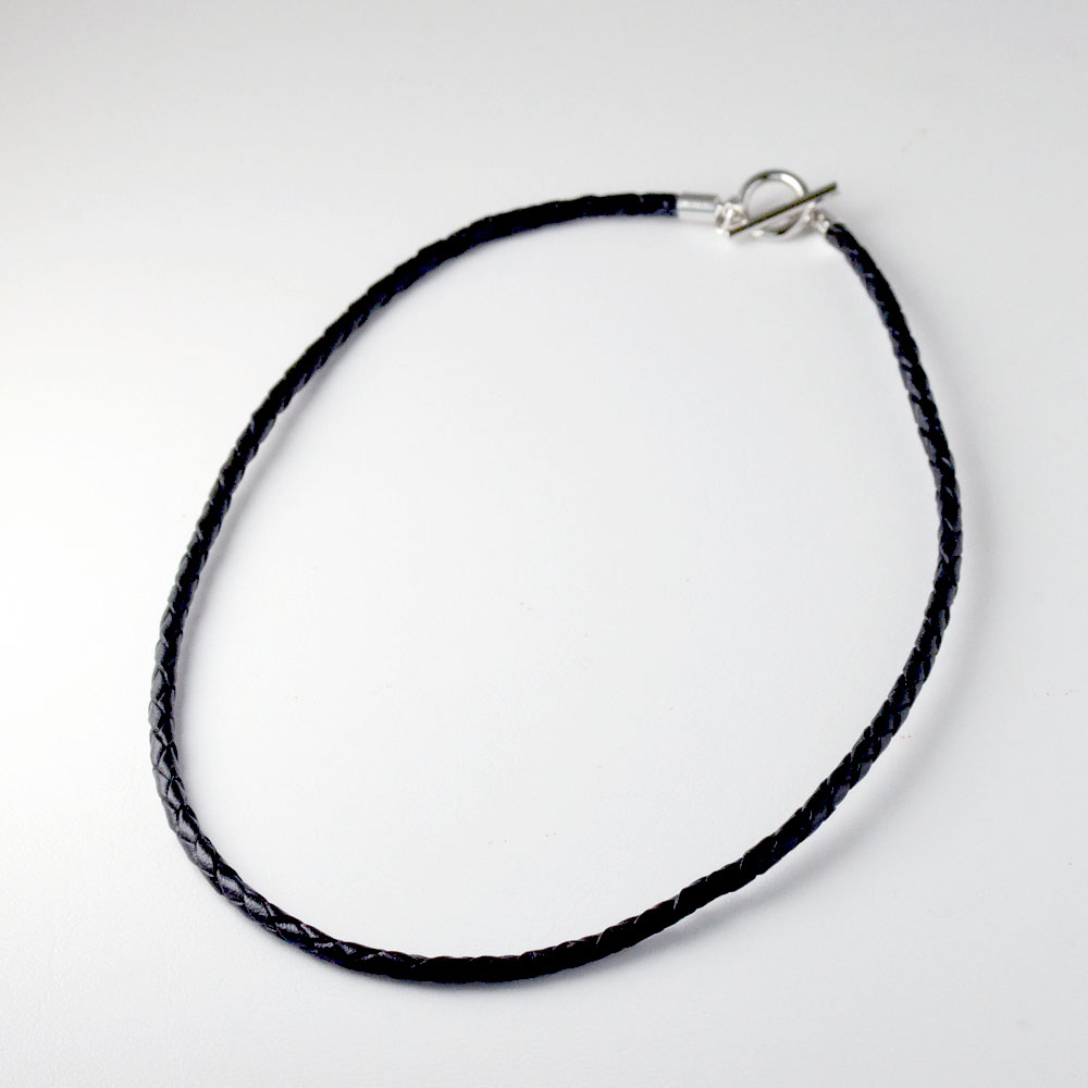 ブラック革紐ネックレス 45cm