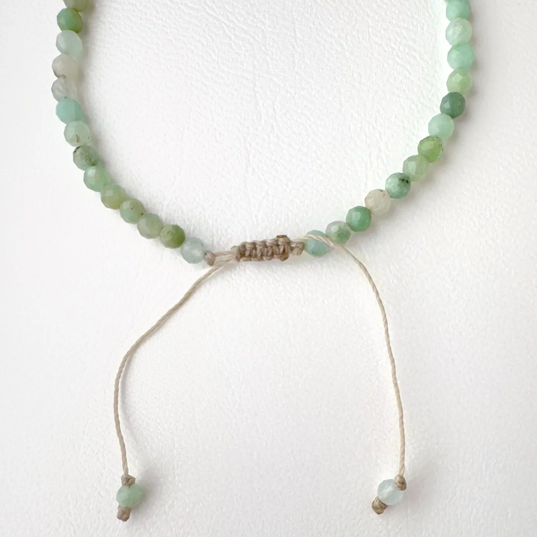 カラーで選ぶコードブレスレット（緑）グリーンクォーツ×クリソプレイズ【Fortune Stone Table】