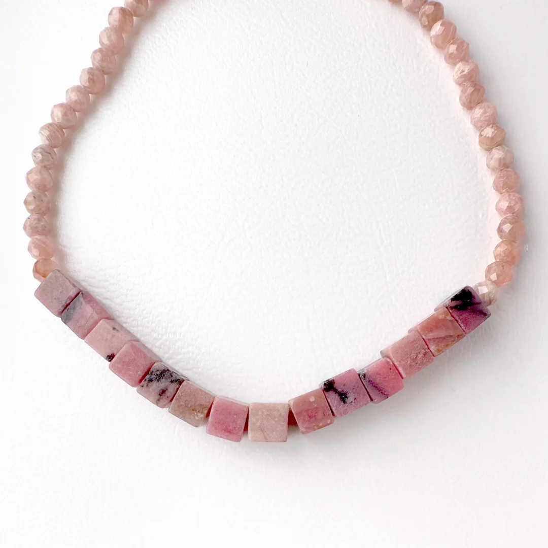 カラーで選ぶコードブレスレット（ピンク）ロードナイト×ロードクロサイト【Fortune Stone Table】