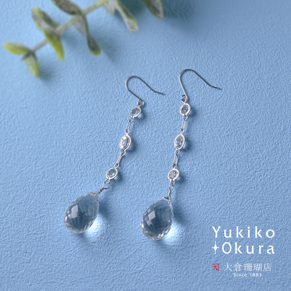 K18WG ホワイトトパーズ 水晶 ピアス