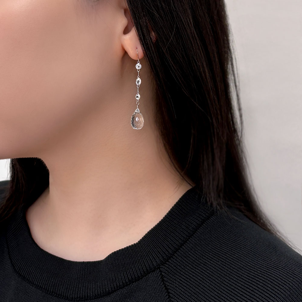 K18WG ホワイトトパーズ 水晶 ピアス